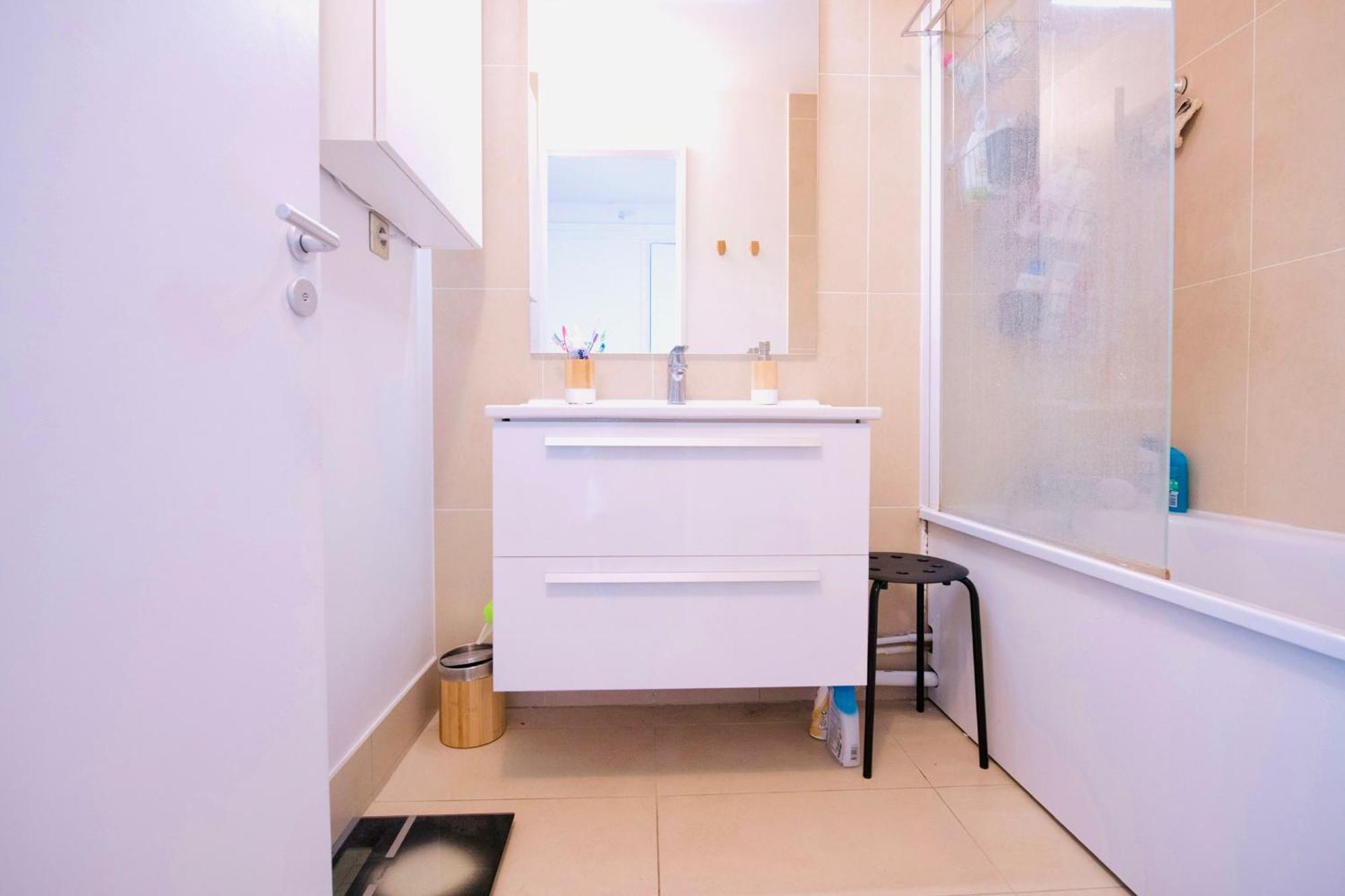 2 Private Bedrooms, Montparnasse Station Paris Dış mekan fotoğraf